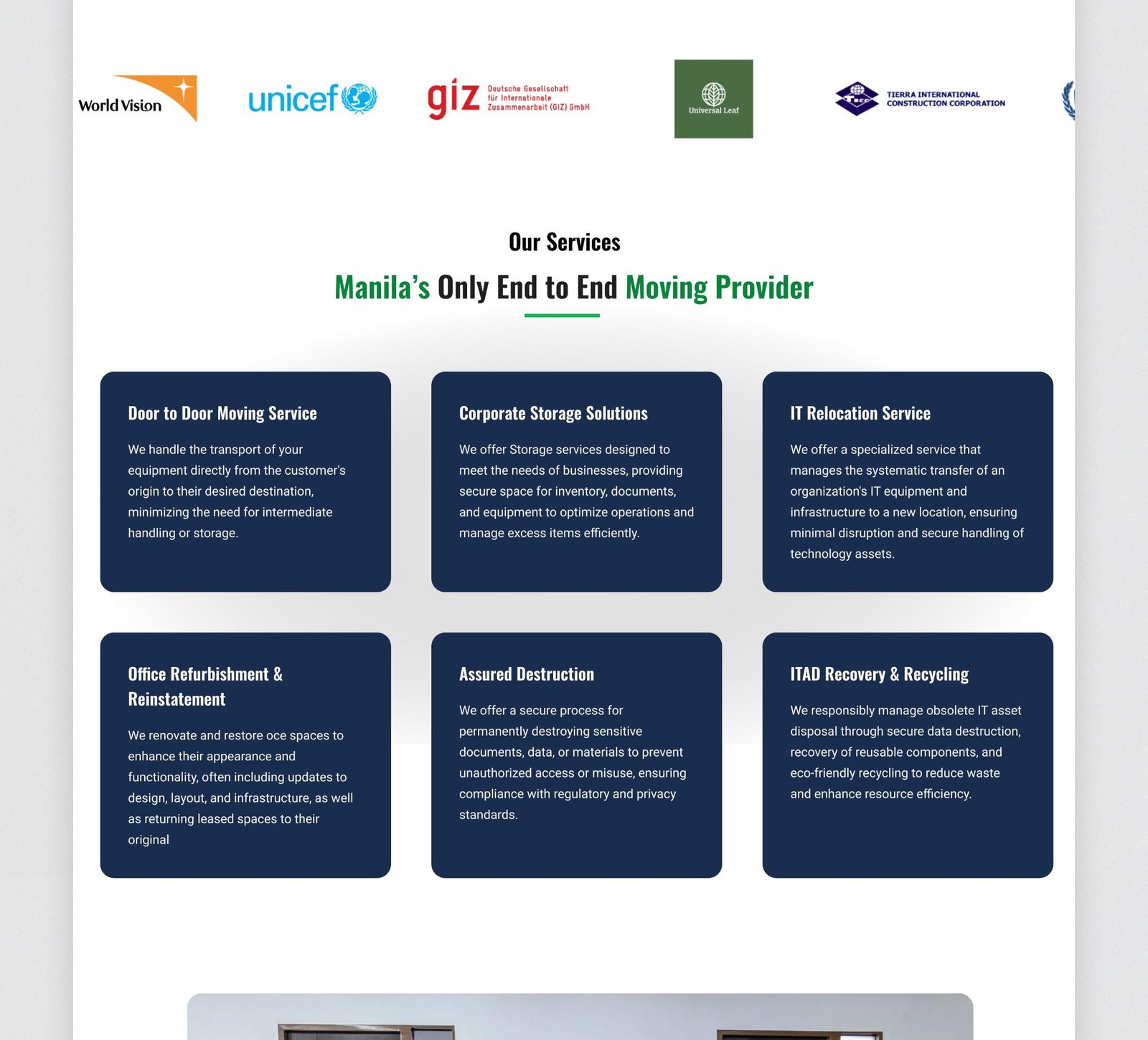 Image of Dad's Moving landing page web design (slice - 2). This is a moving and logistic company.